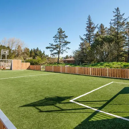 بيت للعطل 4 Bedroom Stunning In Romo *